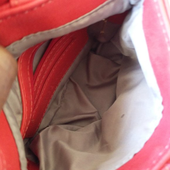 KGB Studio Red Bag with Adjustable Straps - Picture 9 of 14